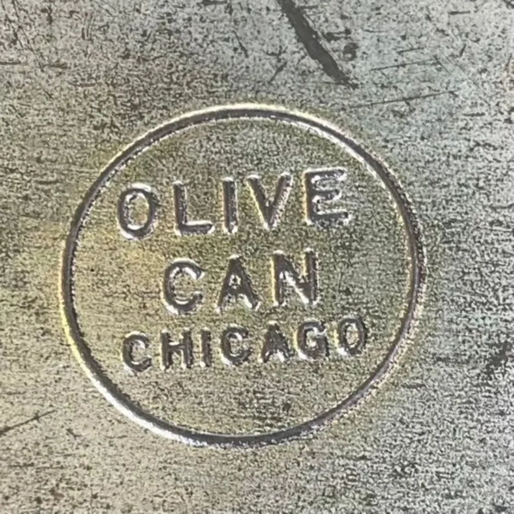 Vintage Antique Collectable Chicago Candy Tin